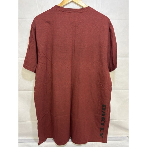 Oakley Shirt Men's Size XXL Script Made For Buckle Store Premium NWOT Maroon - Picture 7 of 13